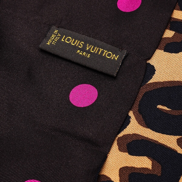 Louis Vuitton - Double Sided Leopard Scarf